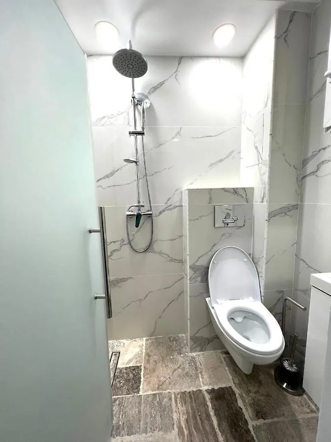 Titan Studio Boekarest Appartement